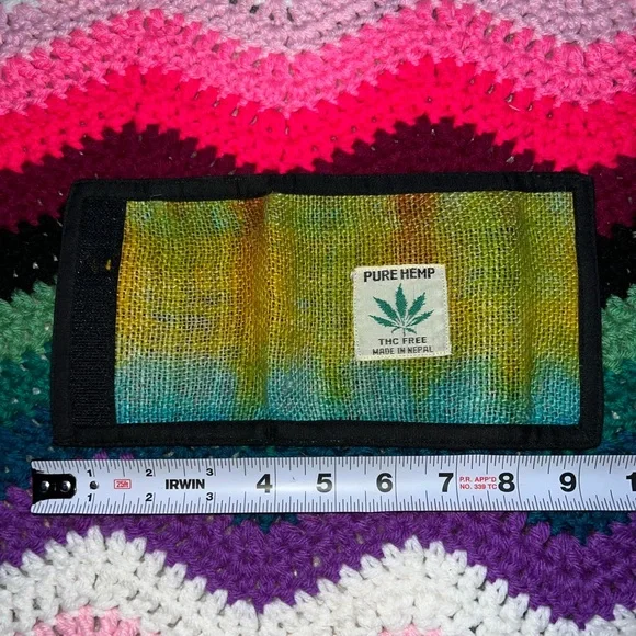 Pure Hemp Multicolor Wallet - Picture 2 of 3